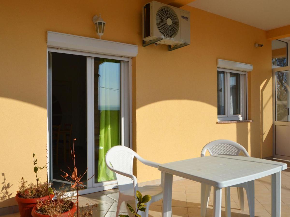 Apartment Ivan-4 By Interhome Maslenica Bagian luar foto